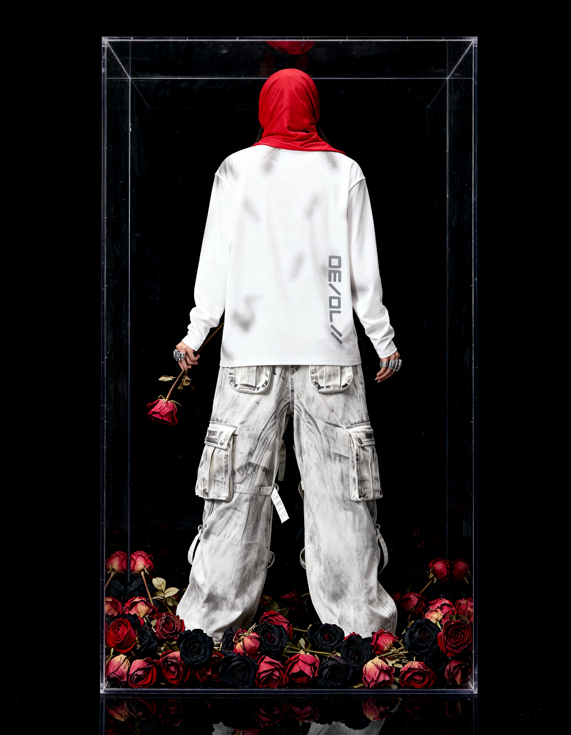 EYESORE [FULL-SLEEVE T-SHIRT] Cream / XS