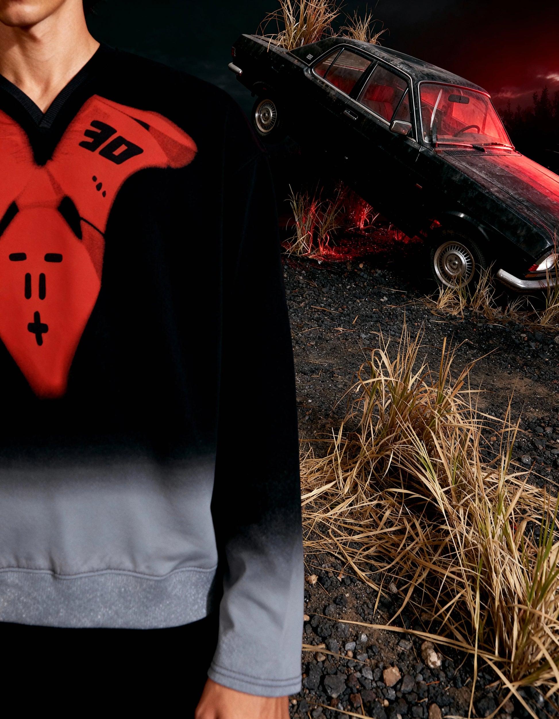 JUDAS [HAND-SPRAYED SWEATSHIRT] BLACK+RED / XS
