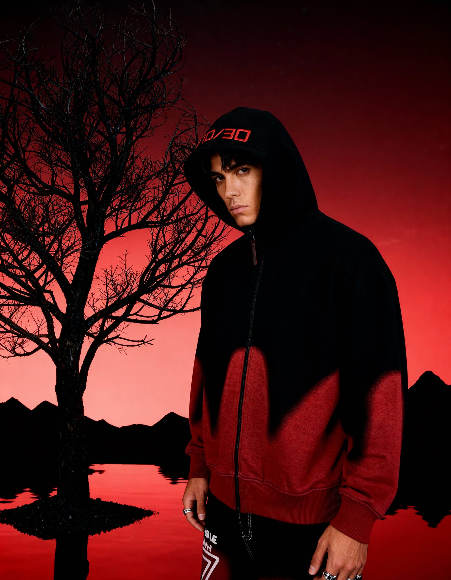 STAINED [RELAXED ZIP-UP HOODIE]