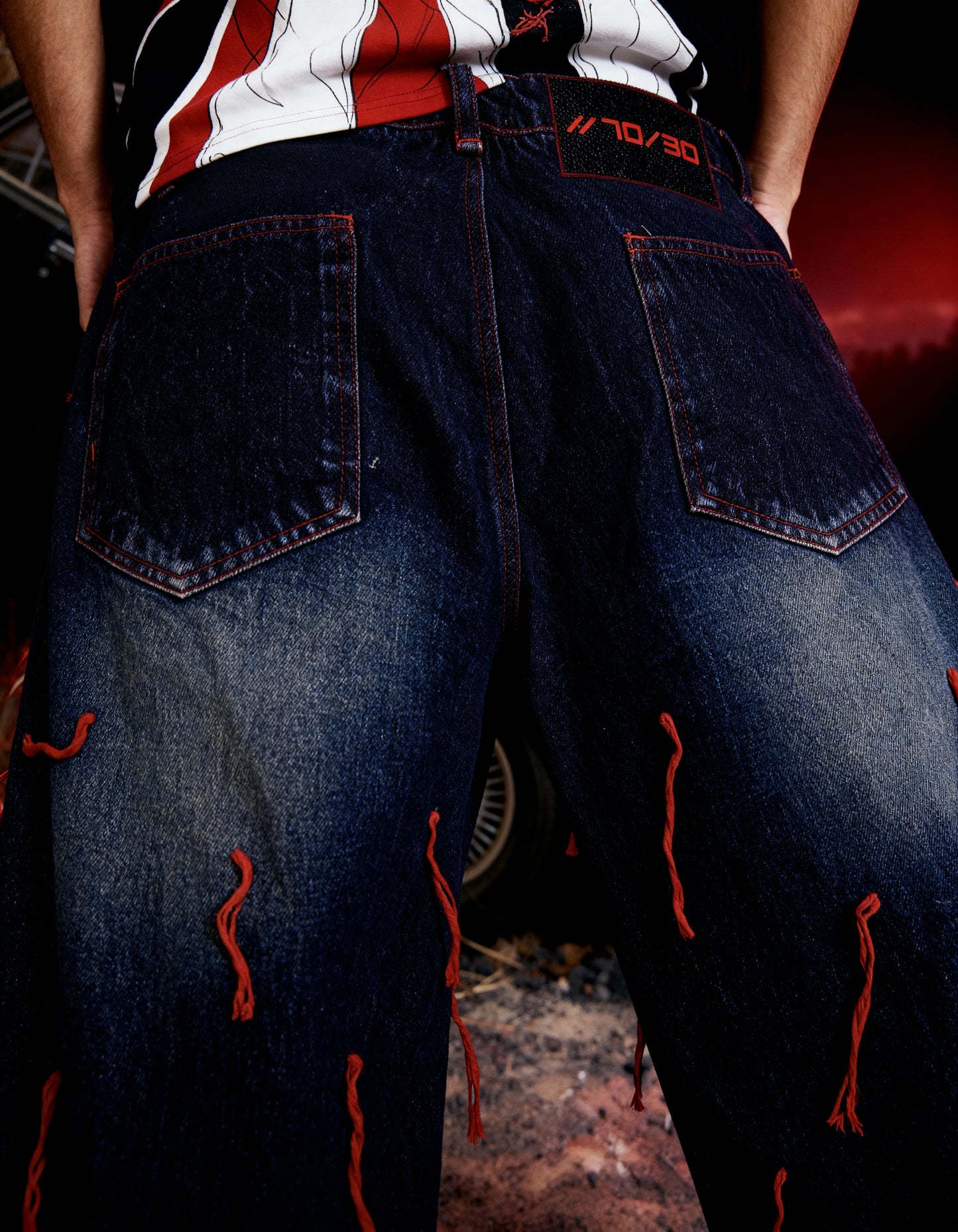 DRIP [HAND-EMBROIDERED BAGGY JEANS]